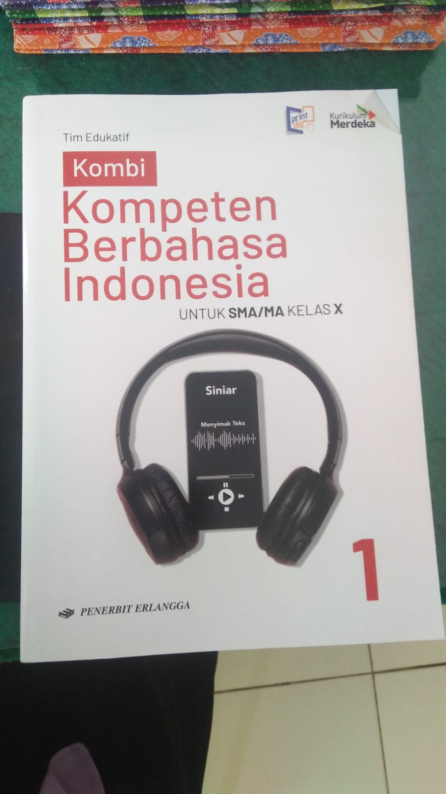 KOMBI( KOMPETEN BERBAHASA INDONESIA) KELAS X